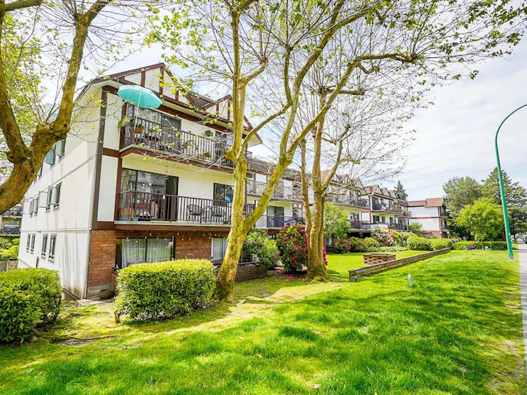 106-131 W 4th Street, North Vancouver, BC, V7M 3C8