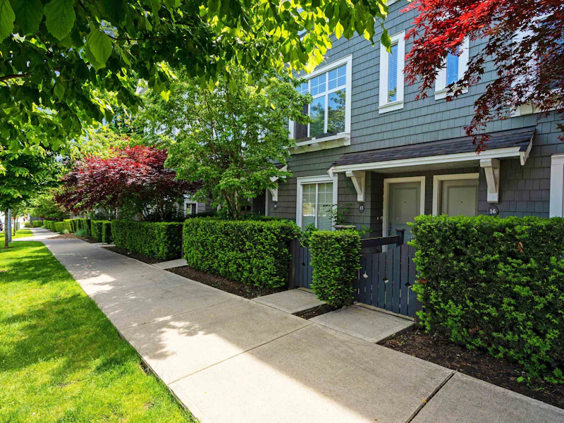 17 - 15128 24th Avenue, Surrey BC V4A 2H8