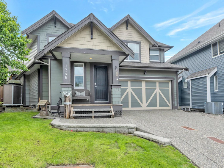 17746 69 Avenue, Surrey, BC, V3S 2K1