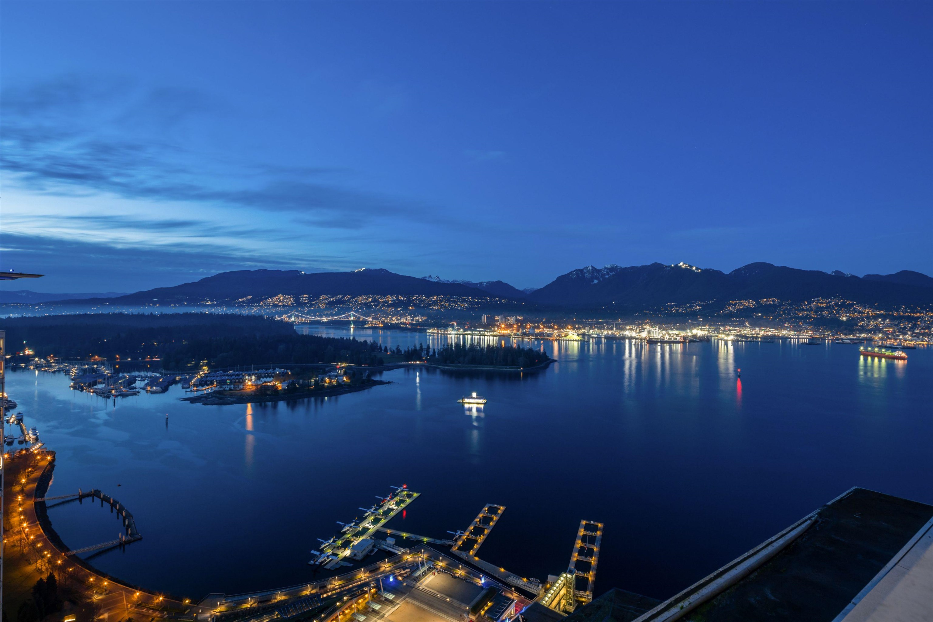 PH02-1011 W Cordova Street, Vancouver, BC, V6C 0B2