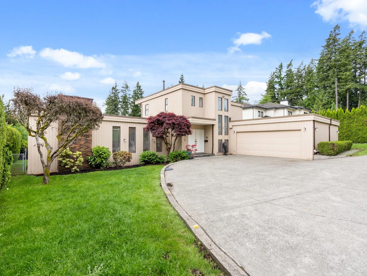 12710 54 Avenue, Surrey, BC, V3X 3C2