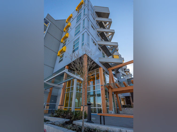 512-32828 Landeau Place, Abbotsford, BC, V2S 0M4