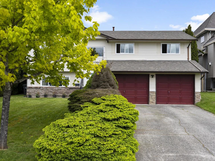 15271 85 Avenue, Surrey, BC, V3S 2P5