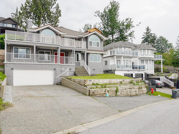 12118 101b Avenue, Surrey, BC, V3V 7X6