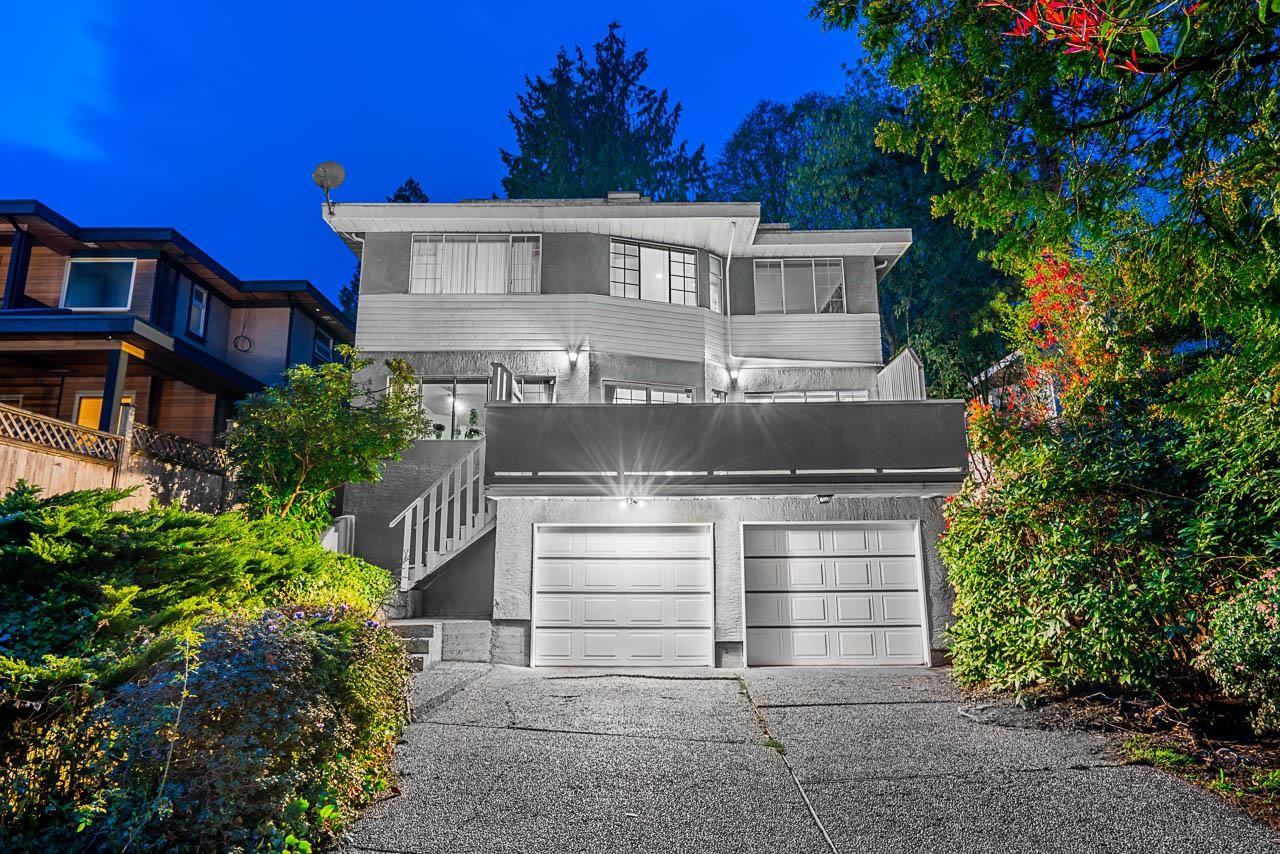 1444 Fulton Avenue, West Vancouver, BC, V7T 1P1