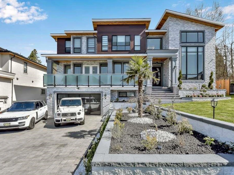 2908 165b Street, Surrey, BC, V3Z 0X9