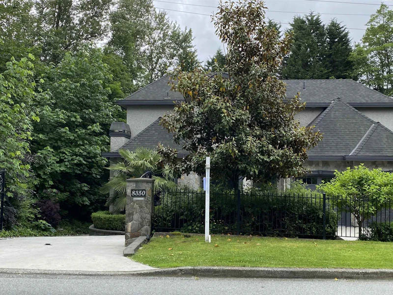 8350 Government Road, Burnaby BC V5A 2E3
