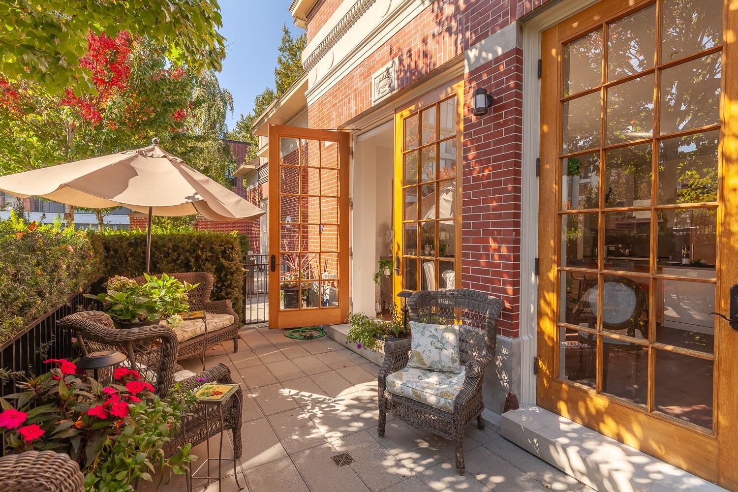 1527 Atlas Lane, Vancouver, BC, V6P 0E1
