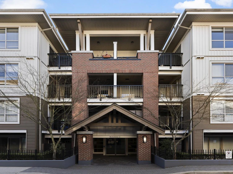C202-8929 202 Street, Langley, BC, V1M 0B4