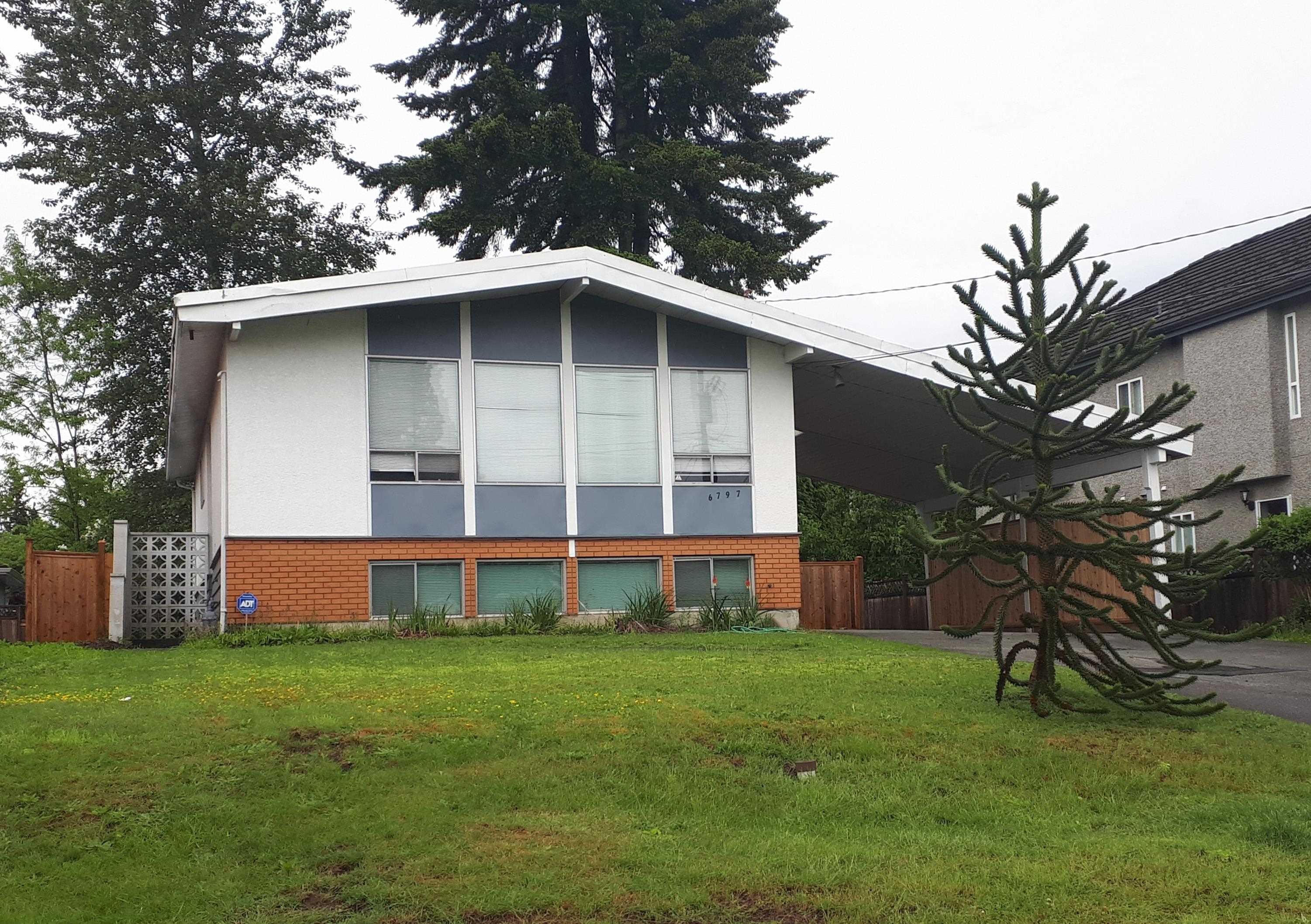 6797 Winch Street, Burnaby, BC, V5B 2L7