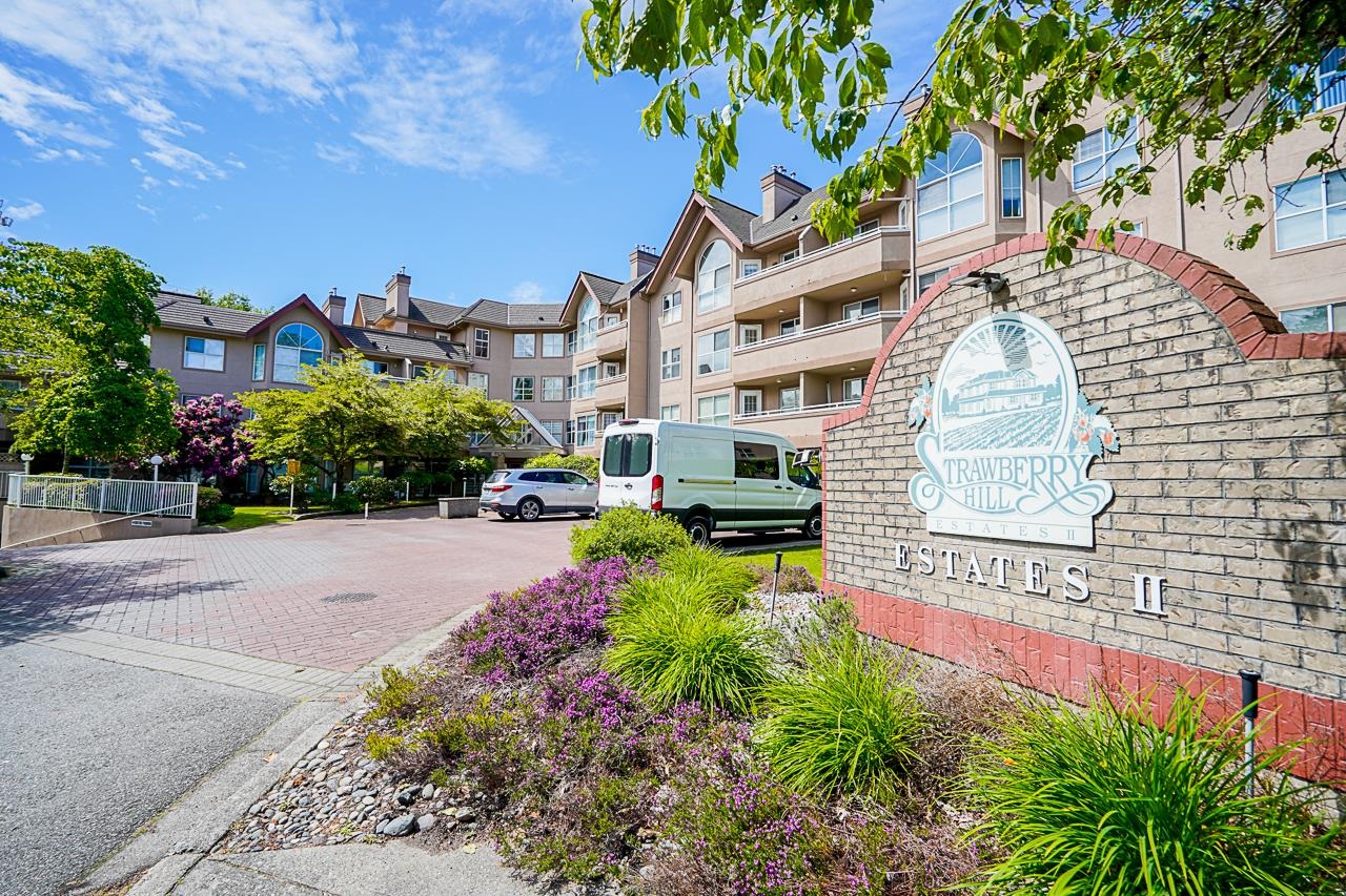 407-7435 121a Street, Surrey, BC, V3W 0W8