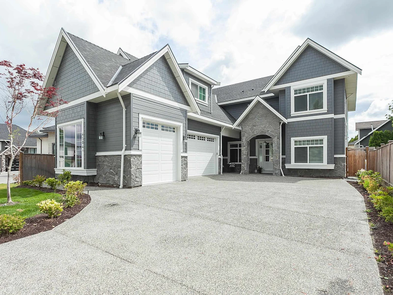 4504A Southridge Crescent, Langley BC