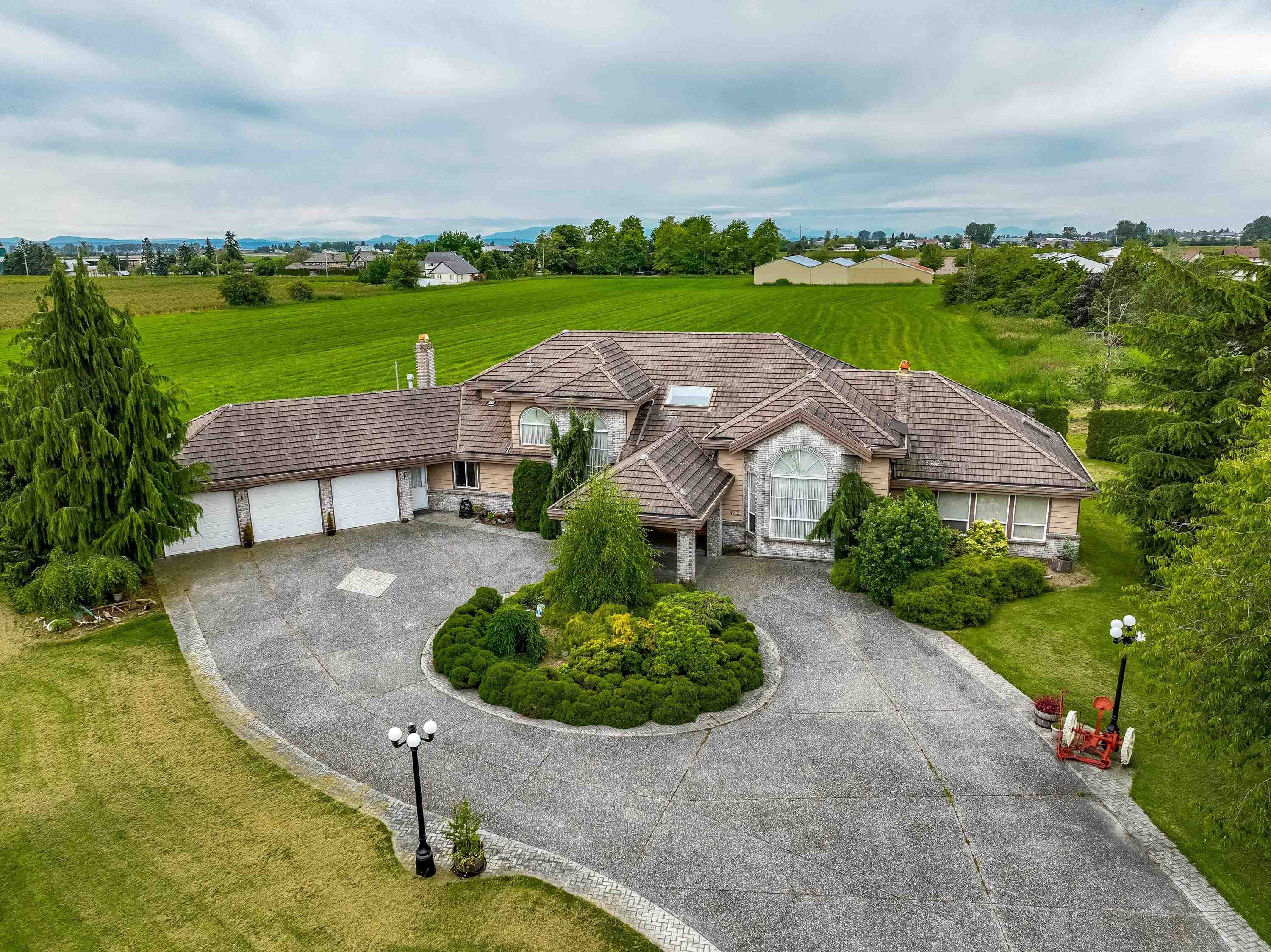 4321 41b Street, Delta, BC, V4K 2K8