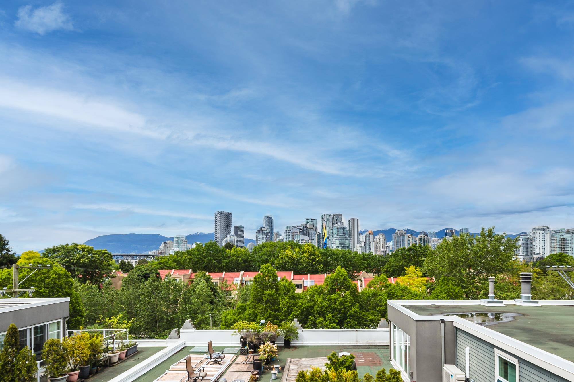 2251 Oak Street, Vancouver, BC, V6H 3W6