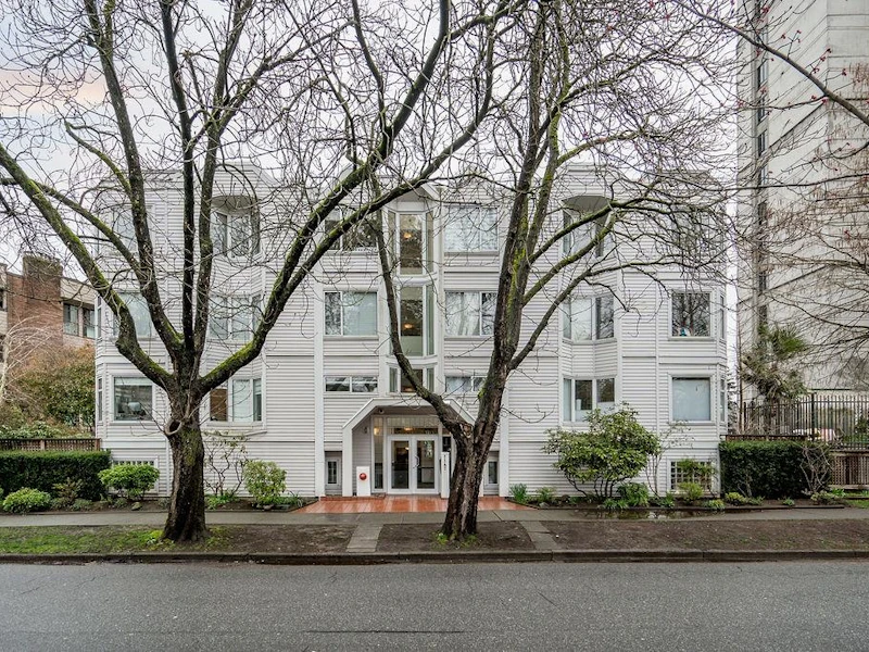 202 - 1147 Nelson Street, Vancouver BC V6E 1J3
