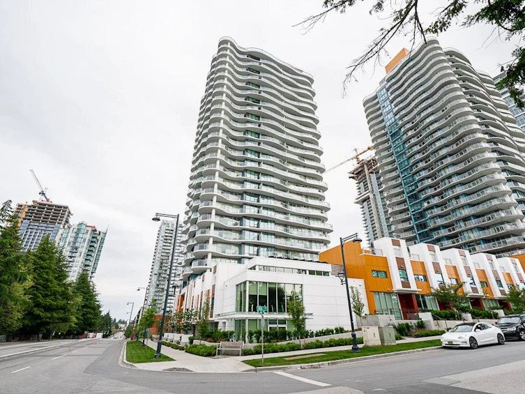 TH17-13318 104 Avenue, Surrey, BC, V3T 0R2