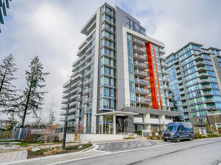404-8940 University Crescent, Burnaby, BC, V5A 4Y8