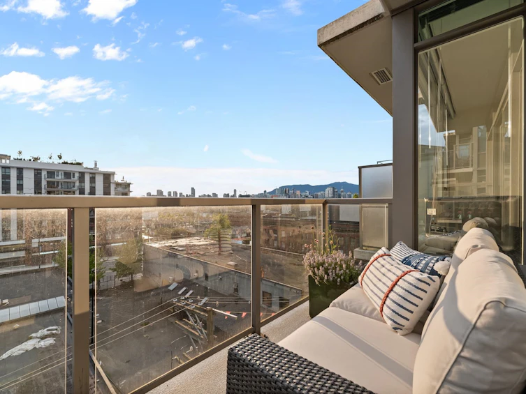 815-250 E 6th Avenue, Vancouver, BC, V5T 0B7