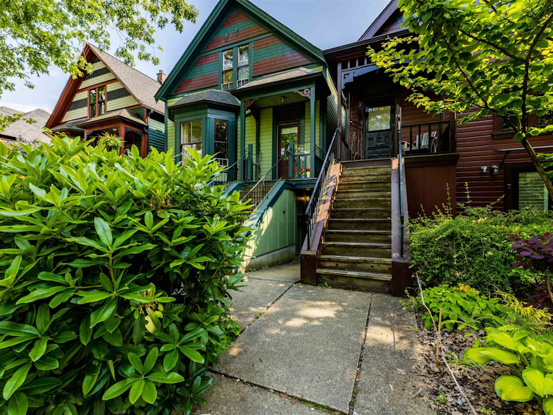 660 E Georgia Street, Vancouver BC V6A 2A1
