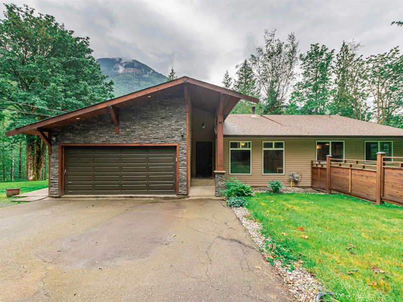 47880 Edwards Road, Chilliwack BC V2R 4R9