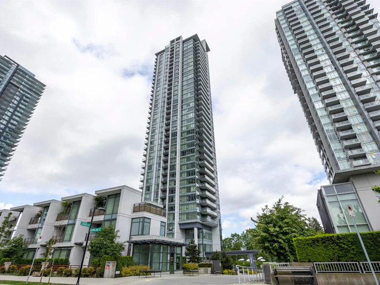 1008-4900 Lennox Lane, Burnaby, BC, V5H 0G9