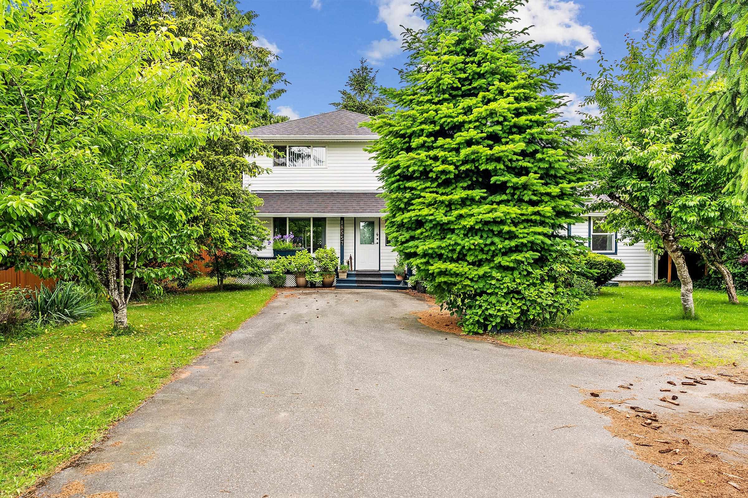 18557 60 Avenue, Surrey, BC, V3S 8T6