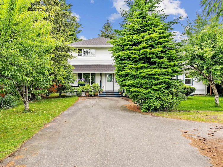 18557 60 Avenue, Surrey, BC, V3S 8T6