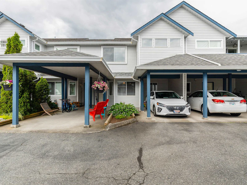 3 - 20625 118th Avenue, Maple Ridge BC V2X 0R1