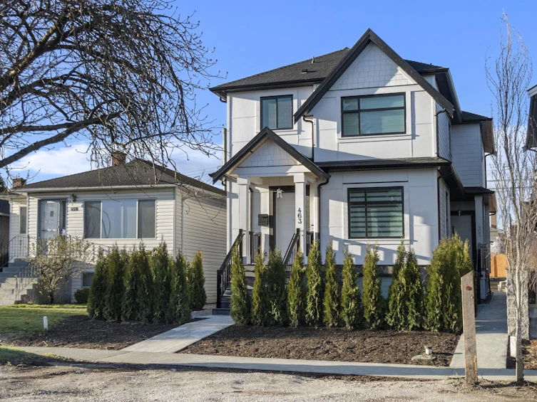 465 E 57th Avenue, Vancouver, BC, V5X 1S8