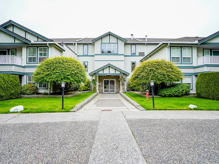 108-6385 121 Street, Surrey, BC, V3X 3K6