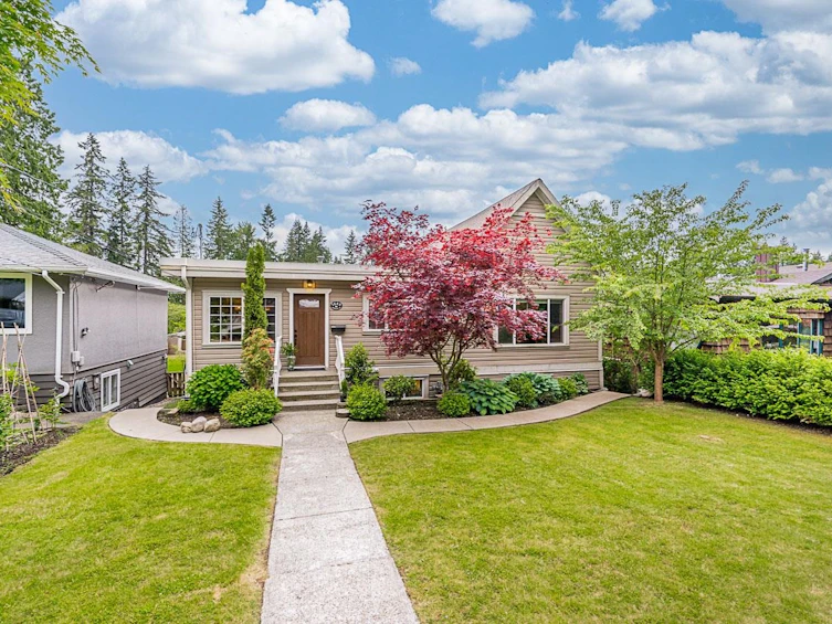 1649 Evelyn Street, North Vancouver, BC, V7K 1T9