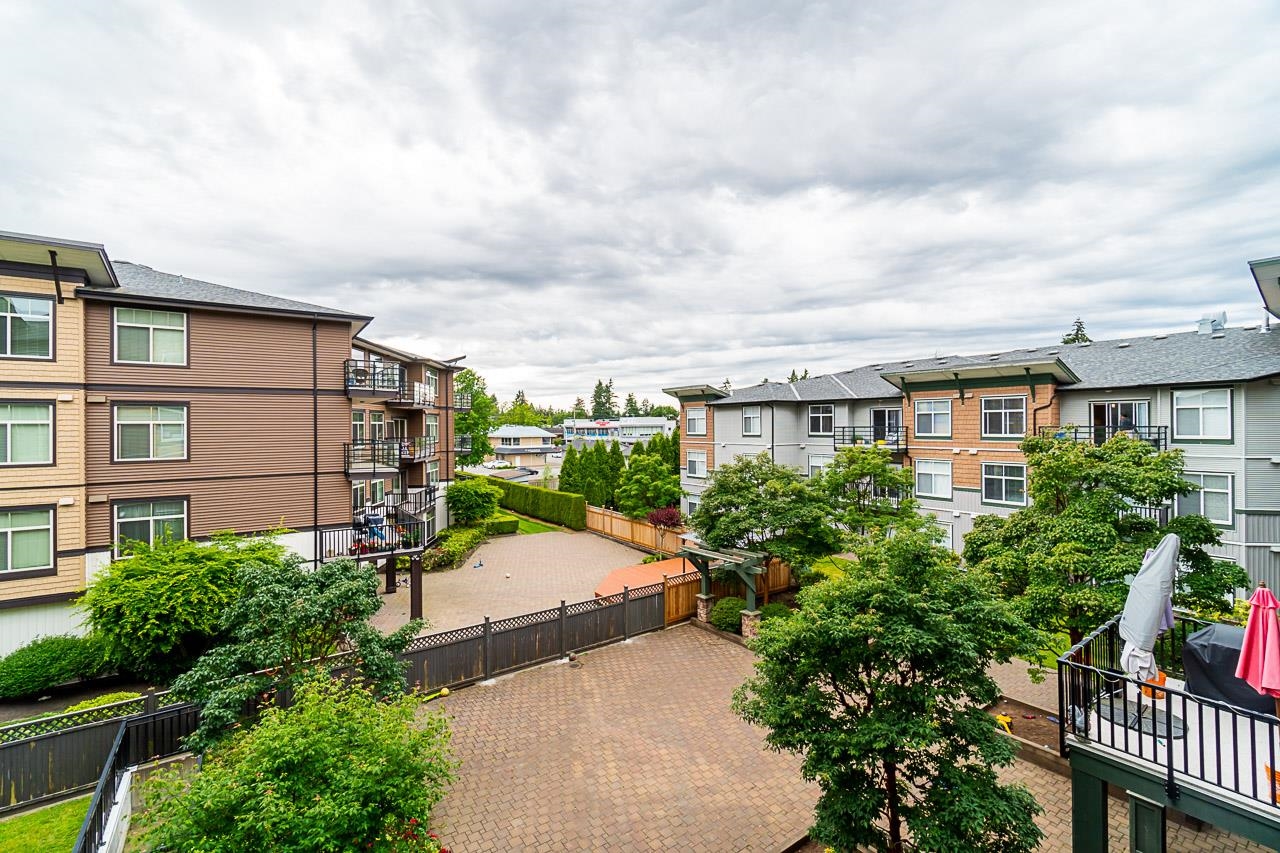 308-8183 121a Street, Surrey, BC, V3W 1S7