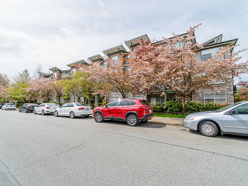 107 - 8183 121a Street, Surrey BC