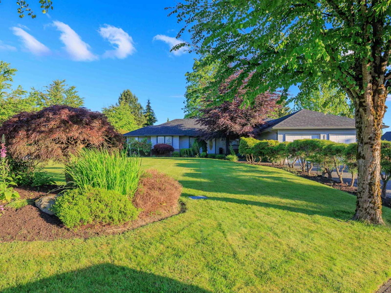 21782 52a Avenue, Langley BC V2Y 1L3