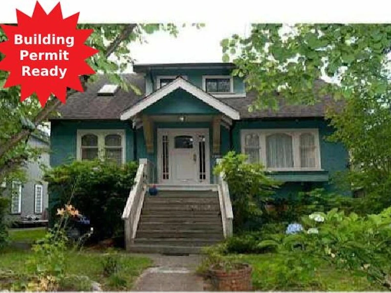 1 - 4582 W 14th Avenue, Vancouver BC V6R 2Y4