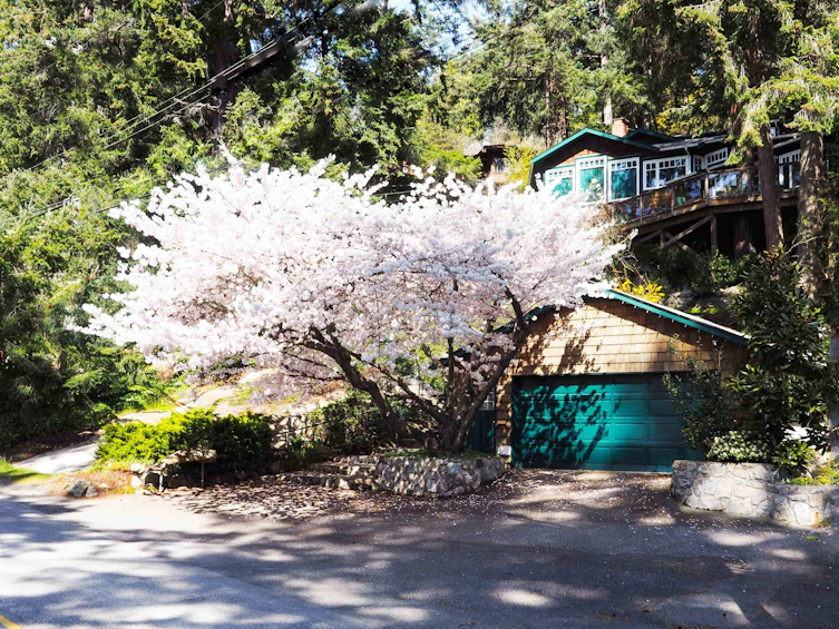 4615 Marine Drive, West Vancouver, BC, V7W 2P1