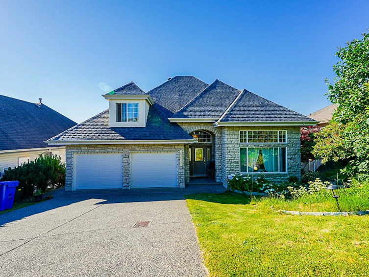 35647 Terravista Place, Abbotsford, BC, V3G 2Y2