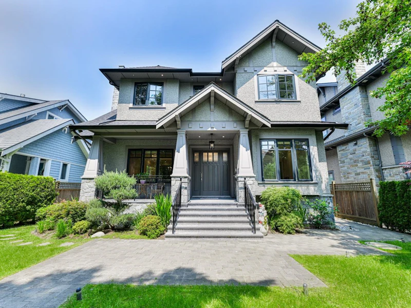 2677 W 43rd Avenue, Vancouver BC V6N 3H8