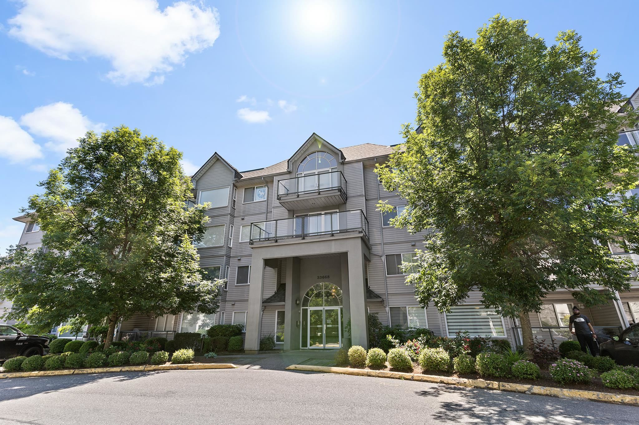 210-33668 King Road, Abbotsford, BC, V2S 7P8