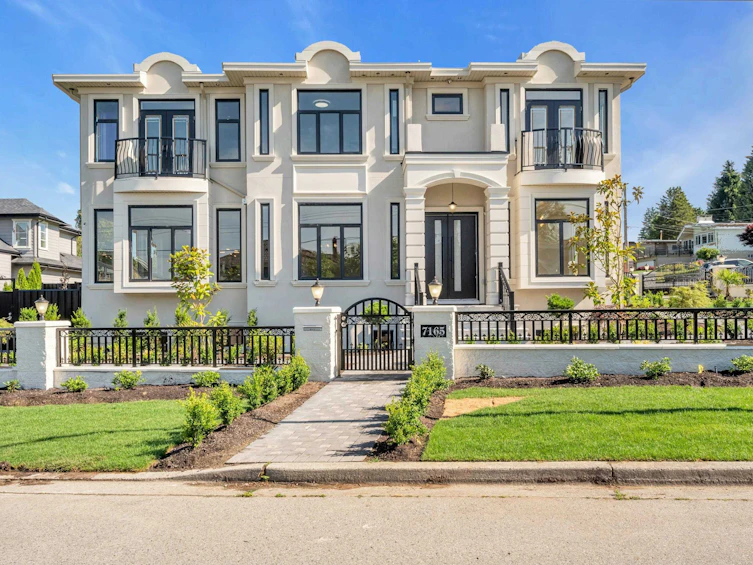 7165 Paulus Crescent, Burnaby, BC, V5A 1P4