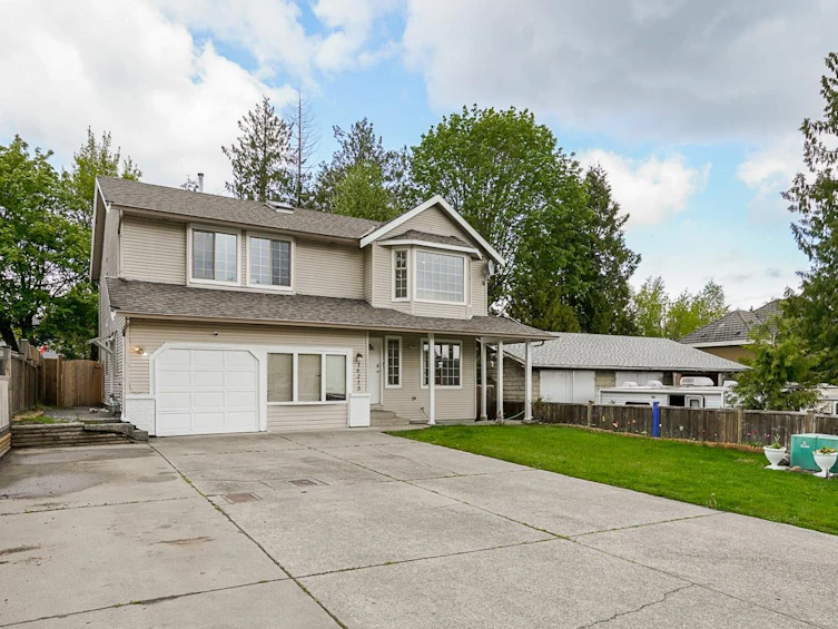 16215 94 Avenue, Surrey, BC, V4N 3A2