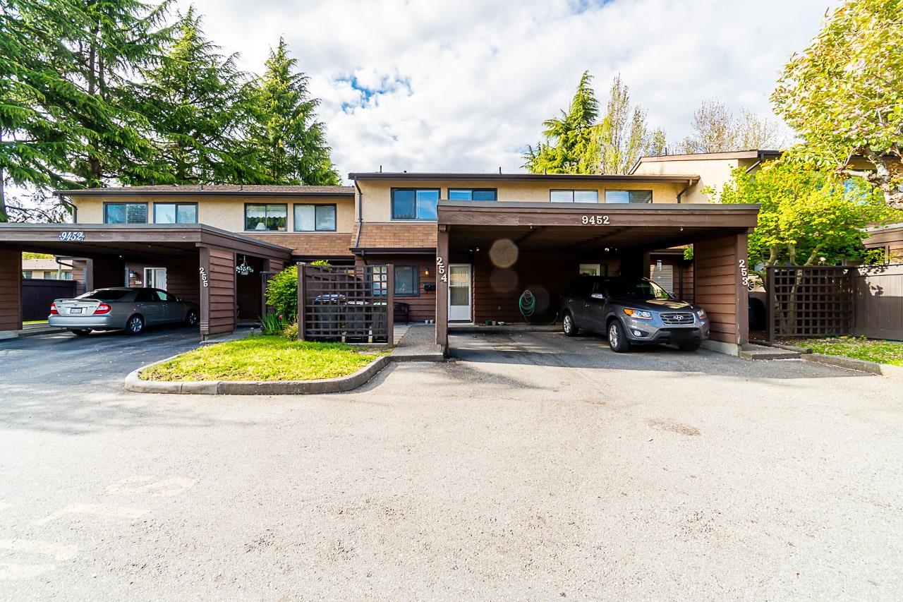 254-9452 Prince Charles Boulevard, Surrey, BC, V3V 1S6