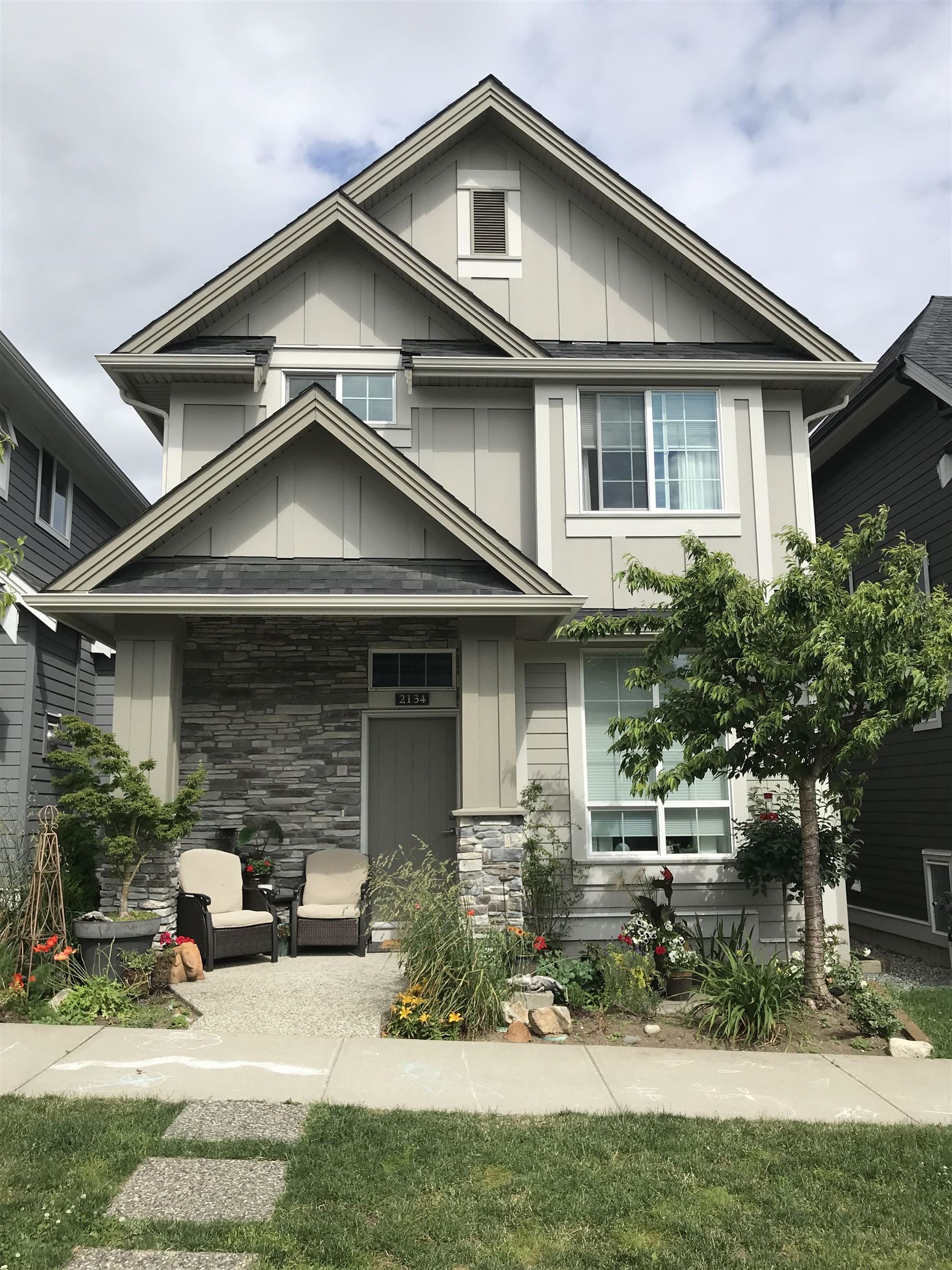 2134 165b Street, Surrey, BC, V3Z 0V6