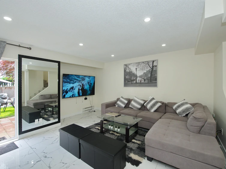 56-9955 140 Street, Surrey, BC, V3T 4M4