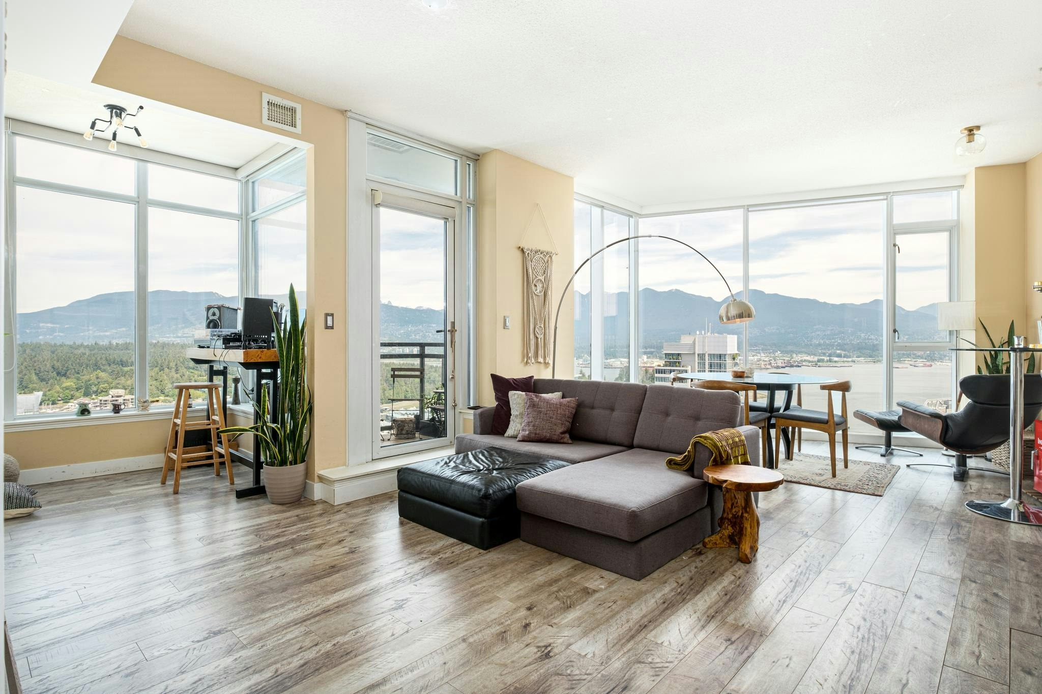 3204-1211 Melville Street, Vancouver, BC, V6E 0A7