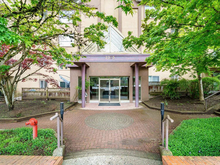 104-2285 Pitt River Road, Port Coquitlam, BC, V3C 1R7