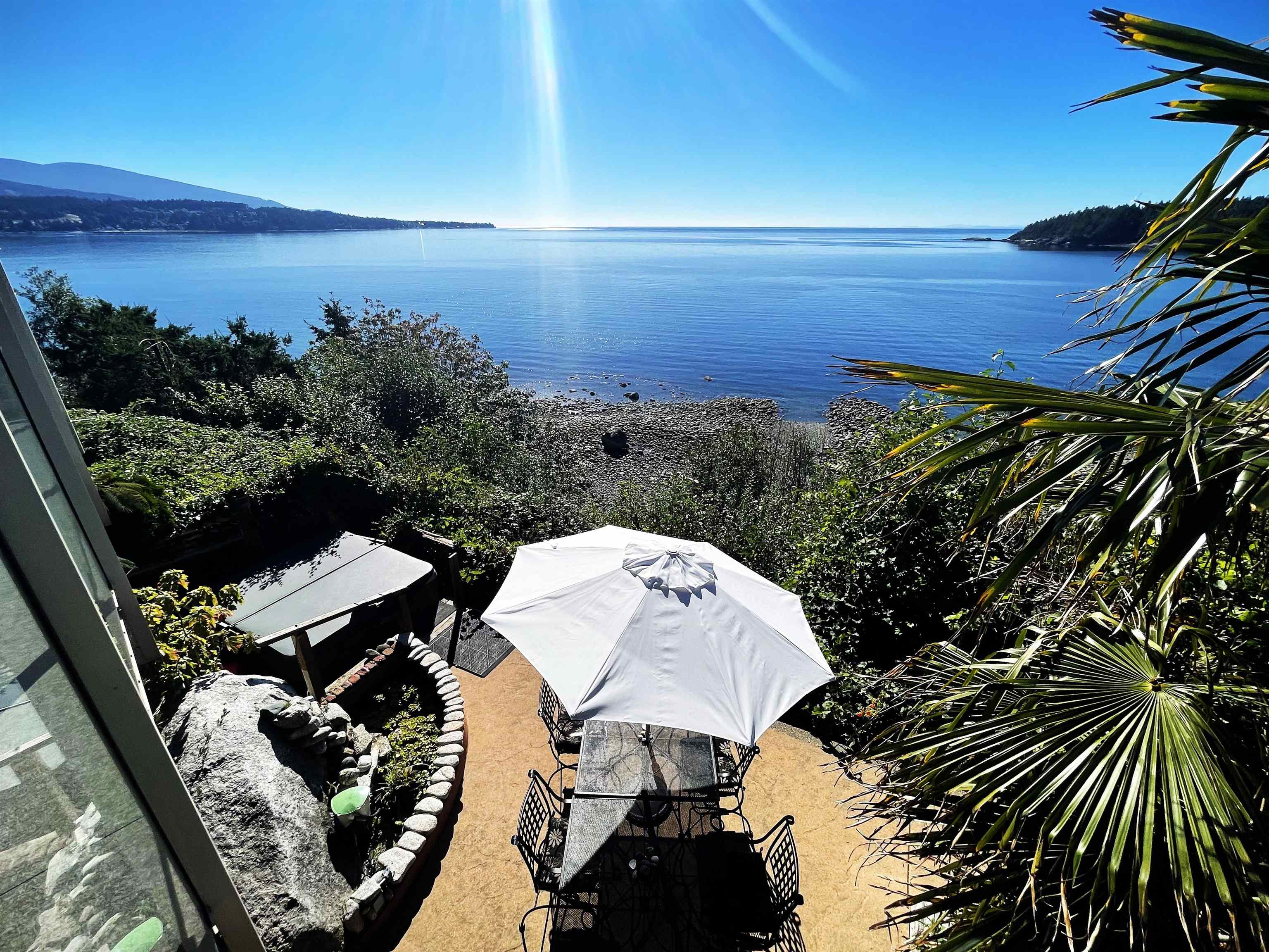 6231 Sunshine Coast Highway, Sechelt, BC, V7Z 0M1