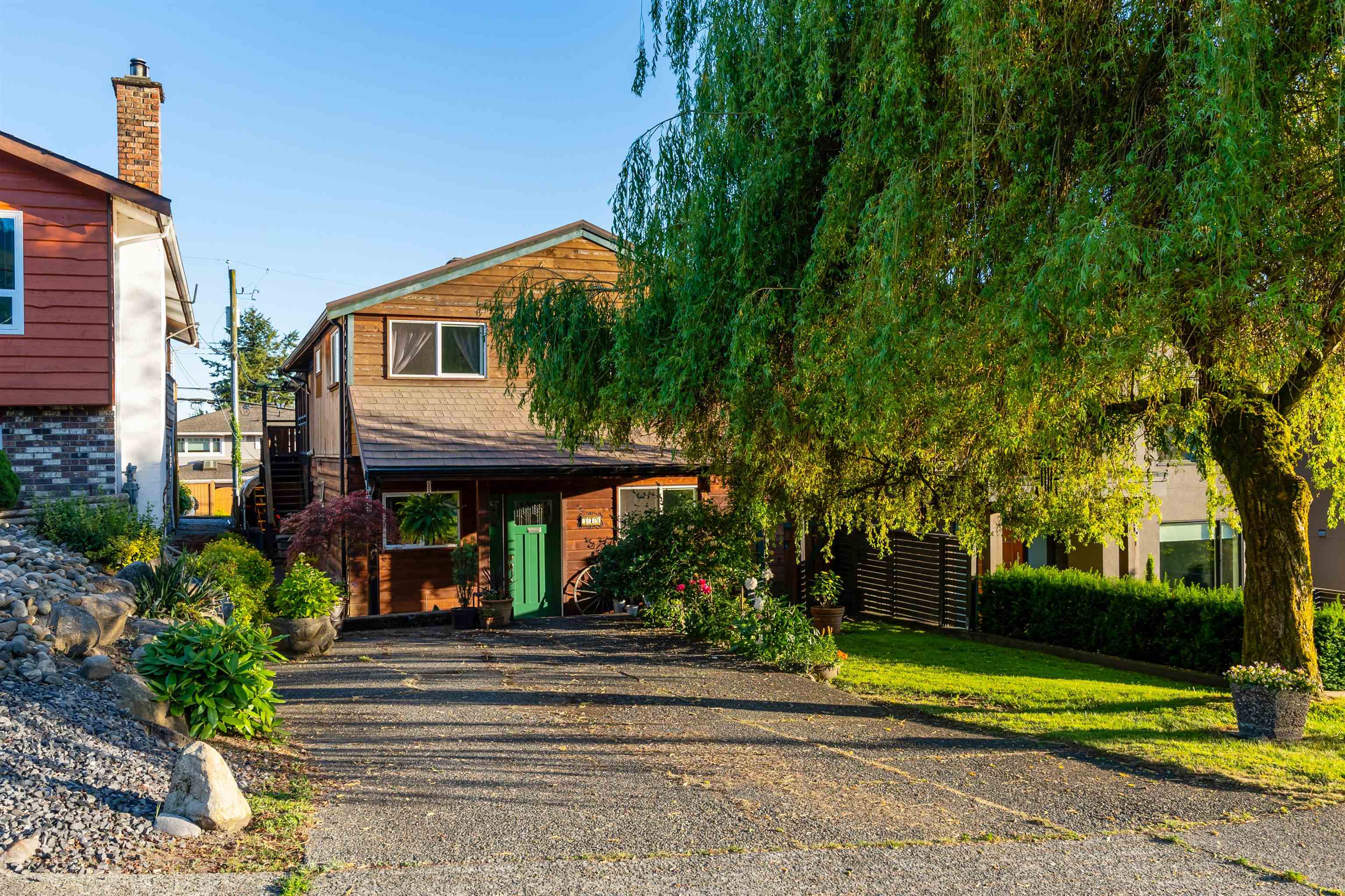 349 W 28th Street, North Vancouver, BC, V7N 2J2