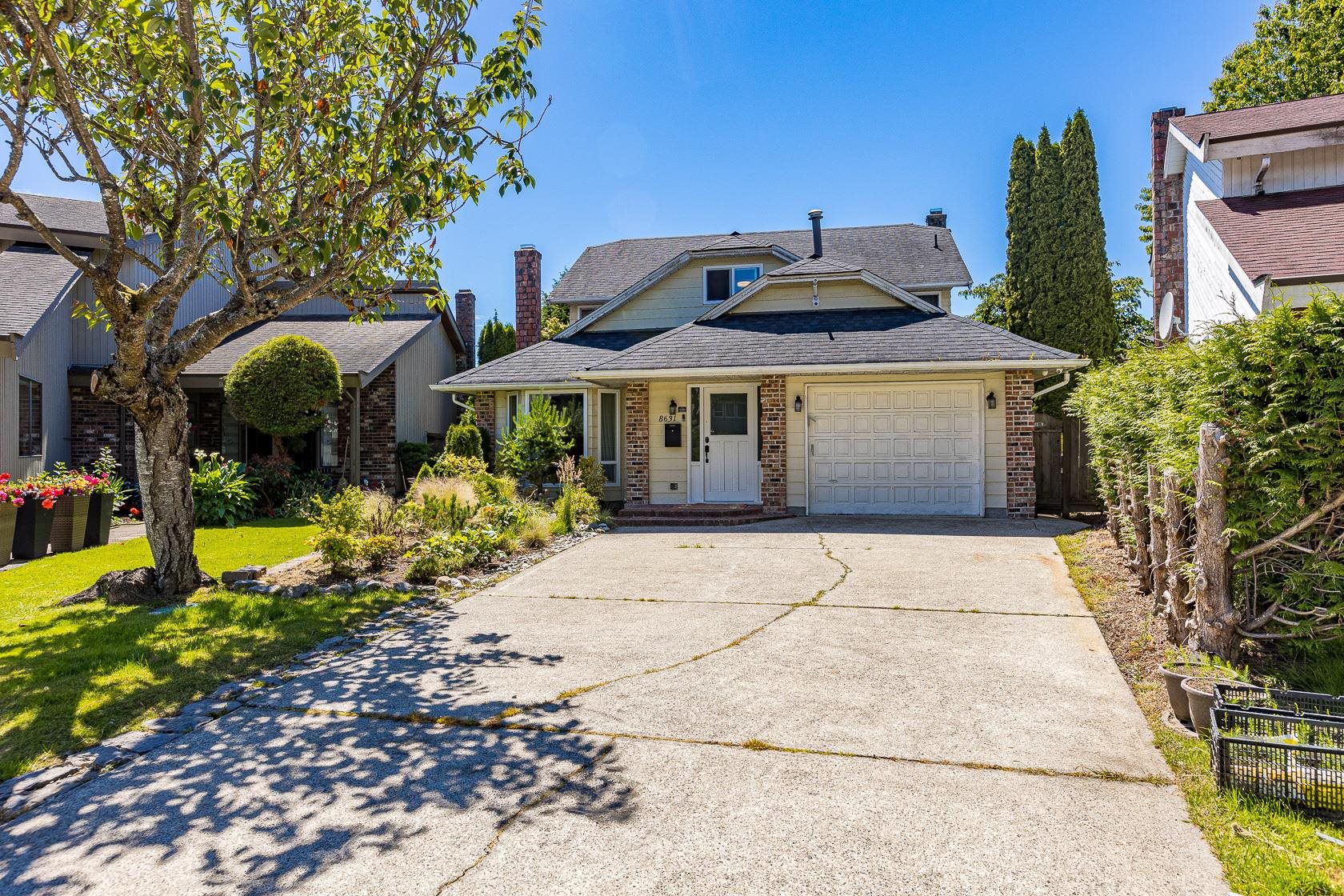 8631 Dakota Place, Richmond, BC, V7C 4Y6