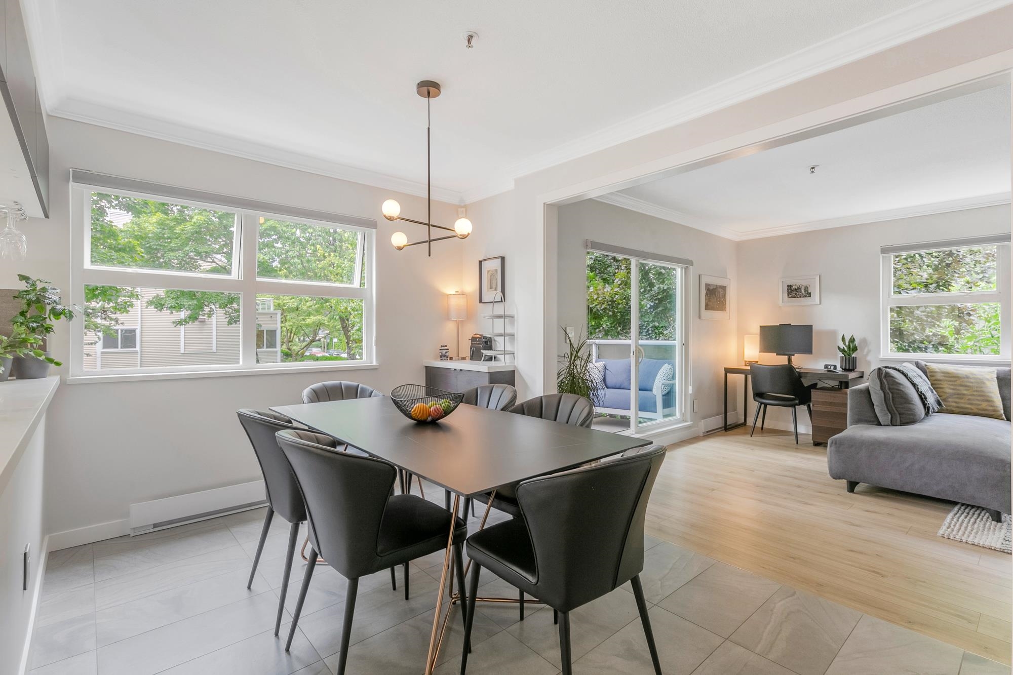 202-3008 Willow Street, Vancouver, BC, V5Z 3P3